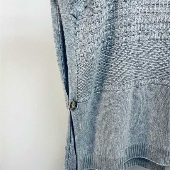 Talbots Cable knit Poncho Sweater Side Button Closure Grey Size M - Picture 6 of 9